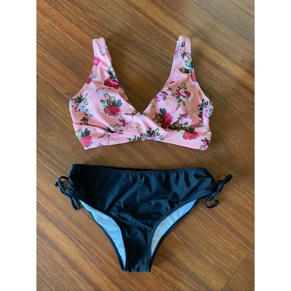 Beachsissi bikini with black bottoms and pink floral top size L
